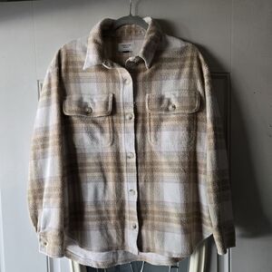 American Eagle Tan and Cream Plaid Fleece Preppy Shacket Button ~ Small